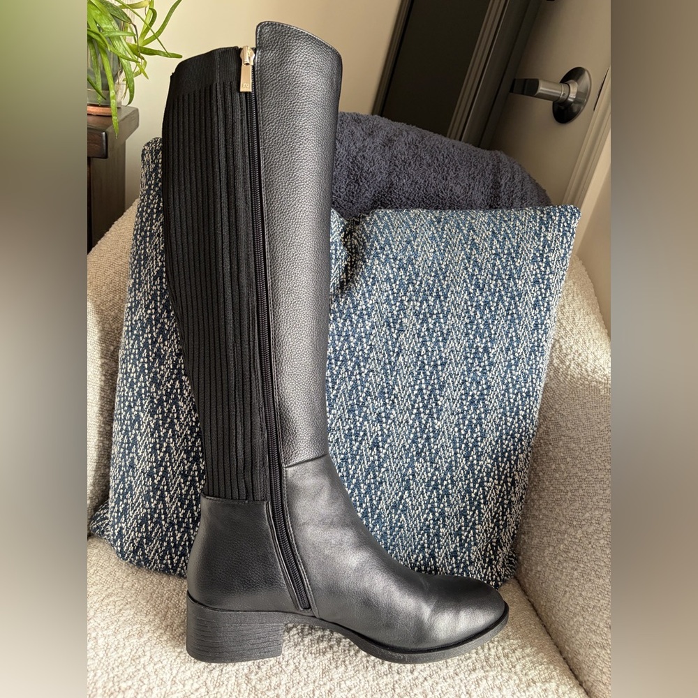 Kenneth Cole Black Leanna Knee High Boots~ size 8.5 M - Picture 9 of 14